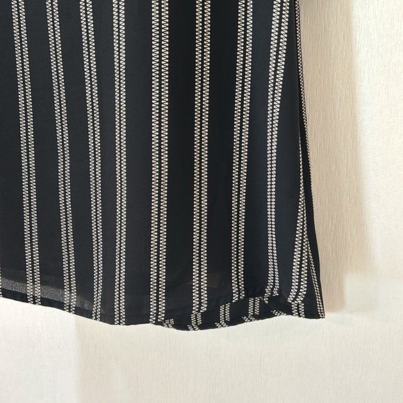 VERONICA M WOMENS TOP BLOUSE  BLACK & WHITE STRIPPED COLD SHOULDER SIZE SMALL - Picture 7 of 11